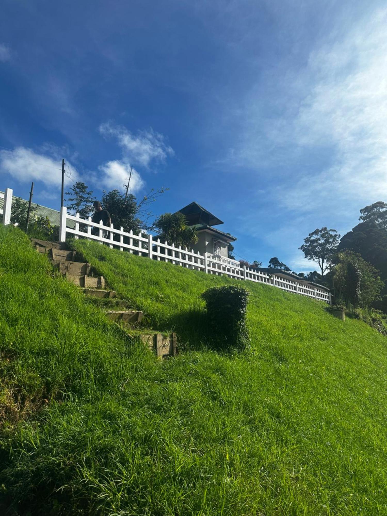 The Galways Edge Homestay นูวาราเอลิยา ภายนอก รูปภาพ